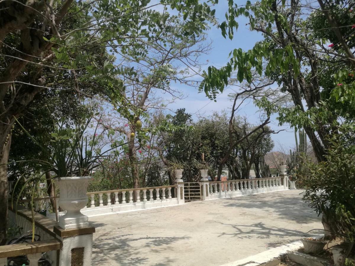 Jardin Etnobotanico Villa Ludovica Санта Марта Екстериор снимка